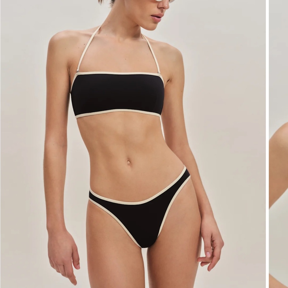 Reformation bikini top NWT